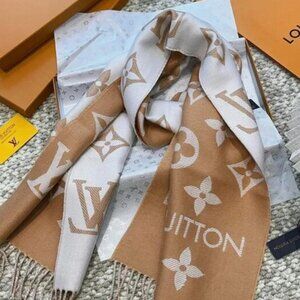 Louis Vuitton Reversible Scarf
